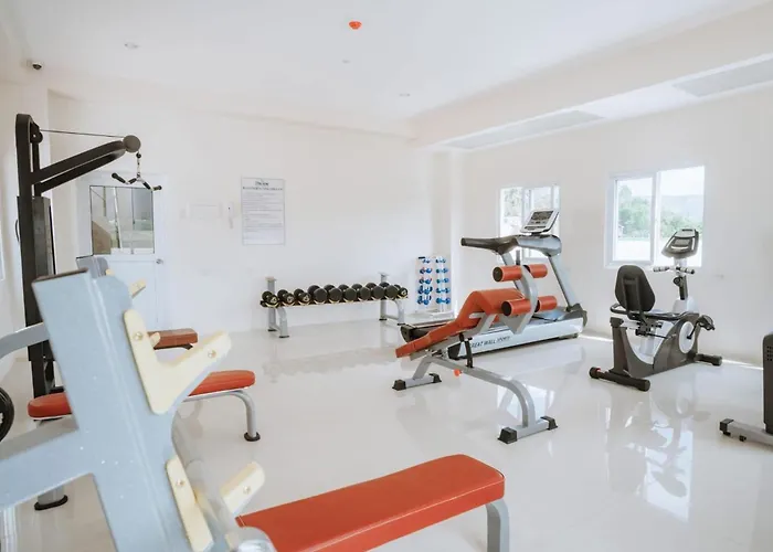 Accommodatie bij particulieren With Pool, Gym & Fast Wifi
